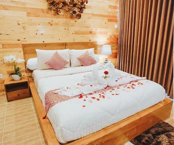 Guest house Dong Jegeg 4*